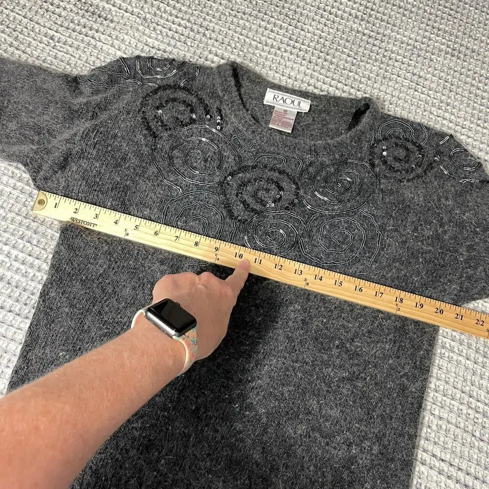 Raoul VINTAGE Gray Silk Angora Sweater Womens Sz M Beaded Sequins Long Sleeve - Picture 8 of 10